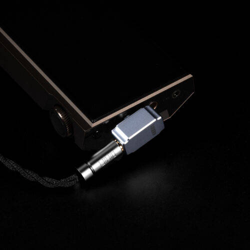 DJ44AL-10 DJ44AL 3.5mm Male to 4.4mm Female Adapter