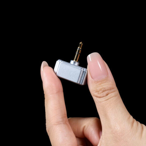 DJ44AL-13 DJ44AL 3.5mm Male to 4.4mm Female Adapter